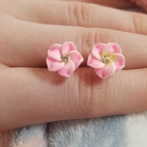Flower earrings (Bundle of 2!!)